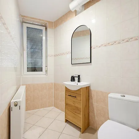 Sultan-110m2-5 Pokoi-2 Lazienki-12 Lozek Апартаменты *